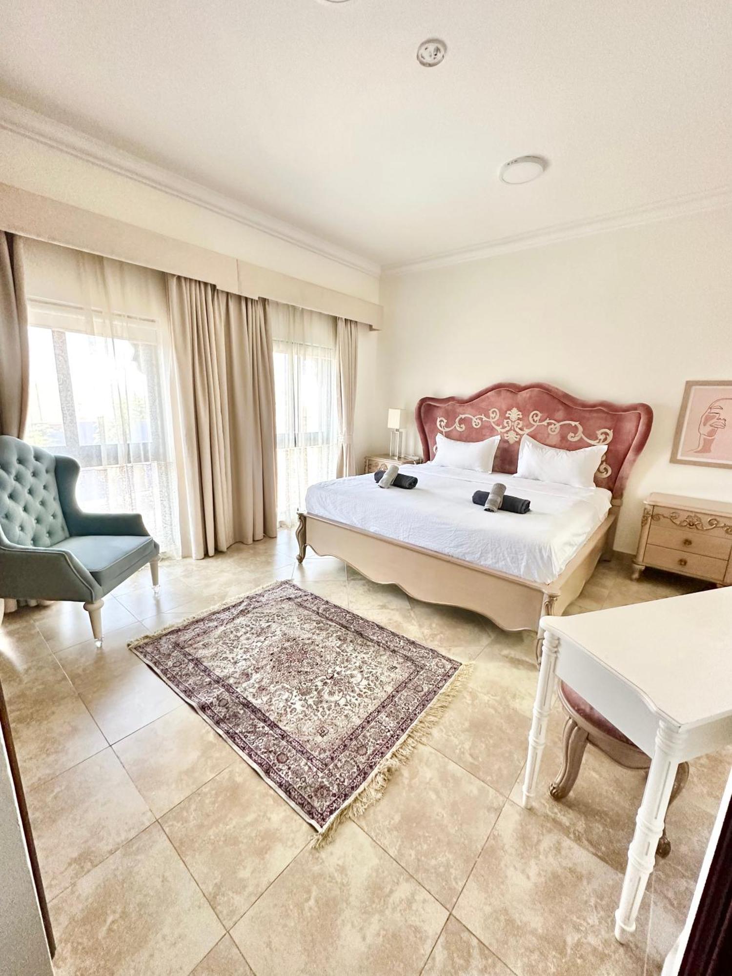 Dari Hotel Дубай Екстериор снимка