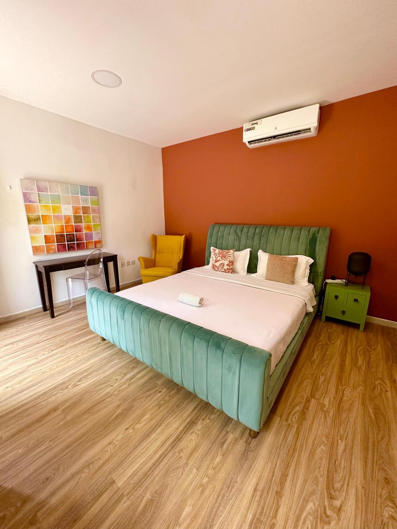 Dari Hotel Дубай Екстериор снимка