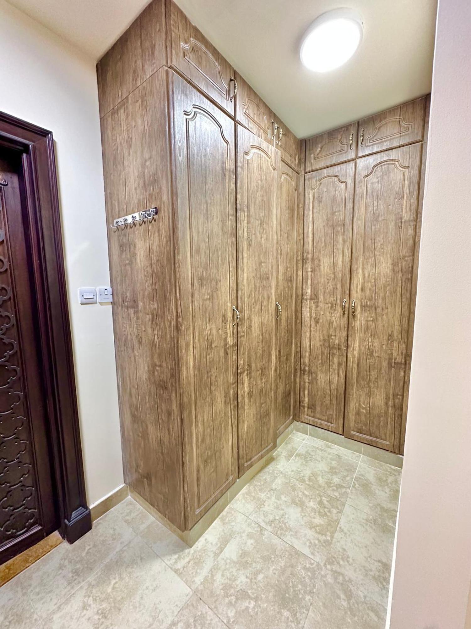 Dari Hotel Дубай Екстериор снимка